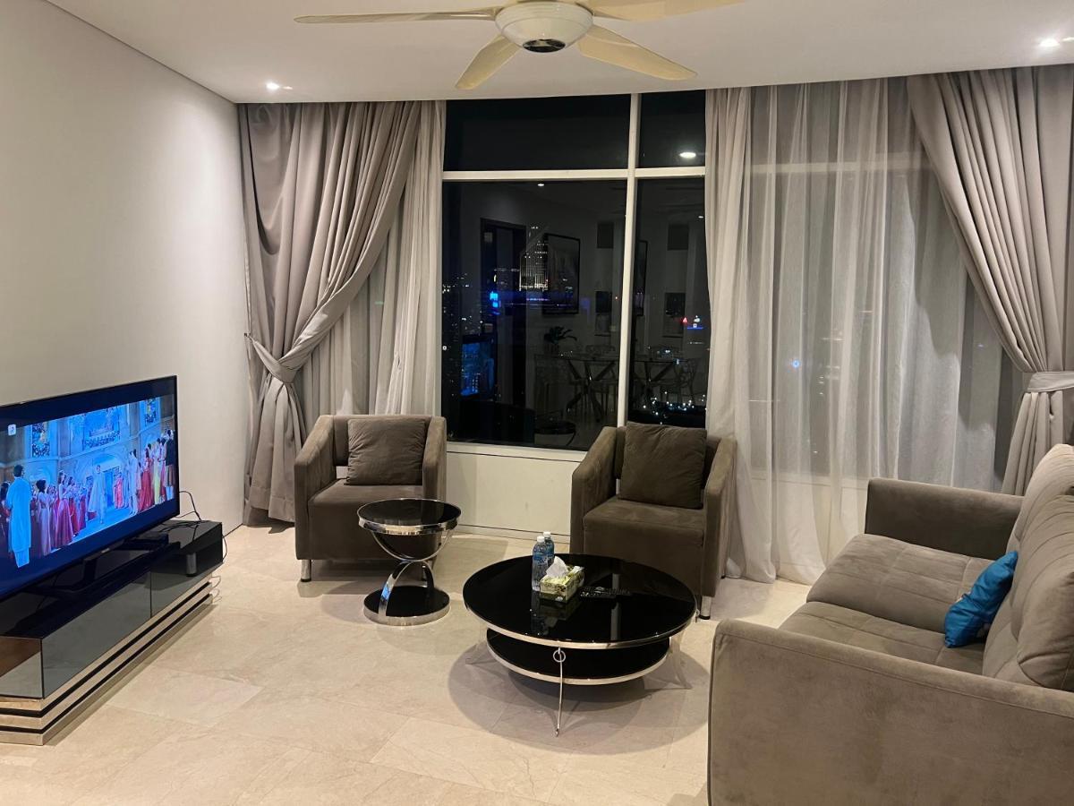 Vortex Suites Klcc By Luna กัวลาลัมเปอร์ ภายนอก รูปภาพ